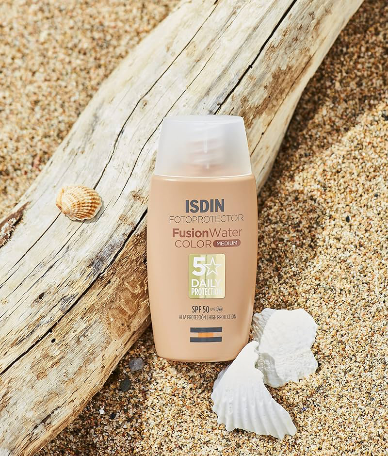 ضد آفتاب رنگ روشن فیوژن واتر SPF50 اصل